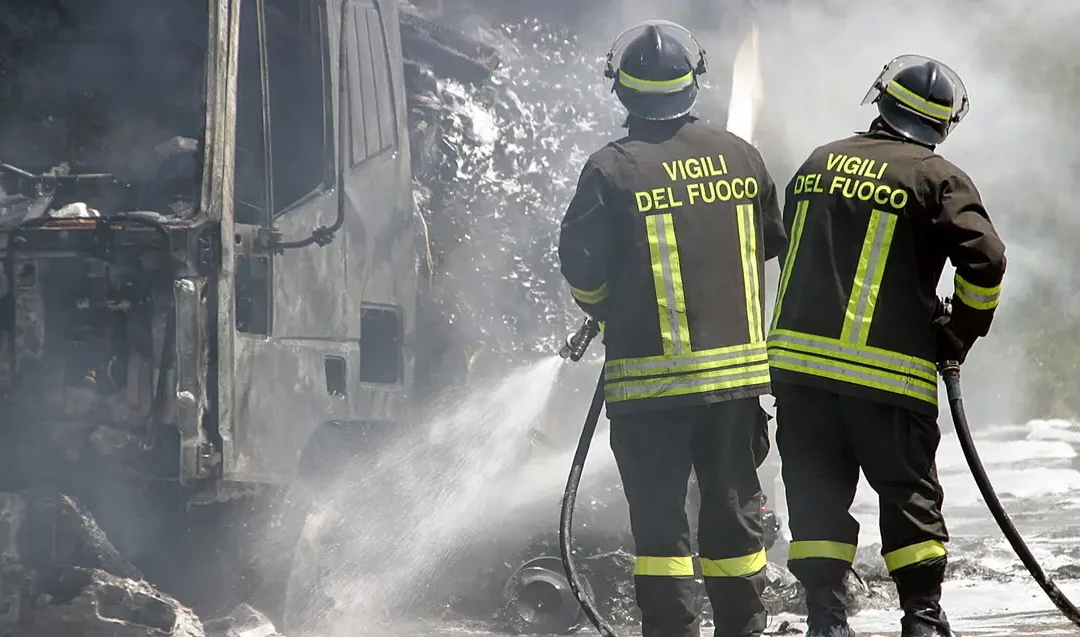Cordoglio per il Corpo Nazionale dei Vigili del Fuoco